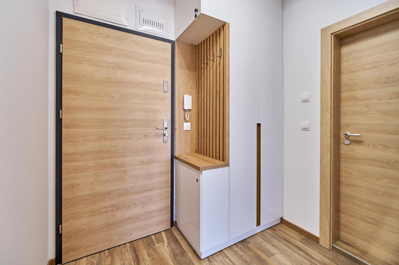 Marina Beach Azur- 100M From The Beach! Luxury Apartment! Св. Св. Константин и Елена Екстериор снимка
