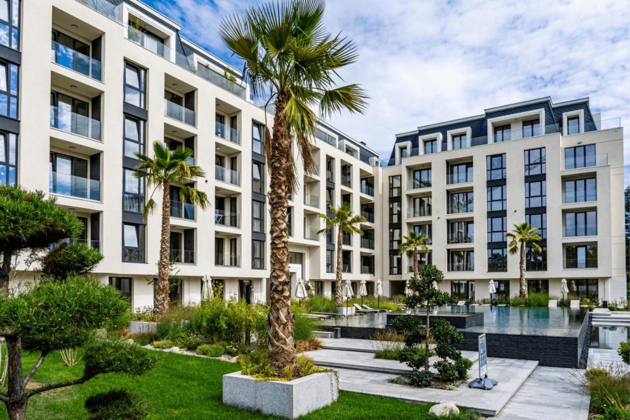 Marina Beach Azur- 100M From The Beach! Luxury Apartment! Св. Св. Константин и Елена Екстериор снимка